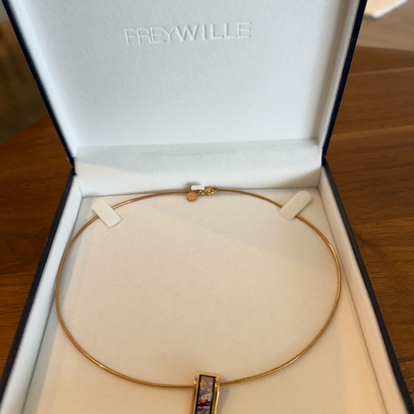 FreyWille Claude Monet, Orangerie Wave Pendant with chain - Picture 5 of 7